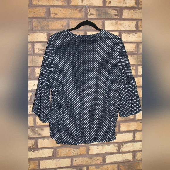 Van Heusen polkadot blouse - Picture 2 of 4